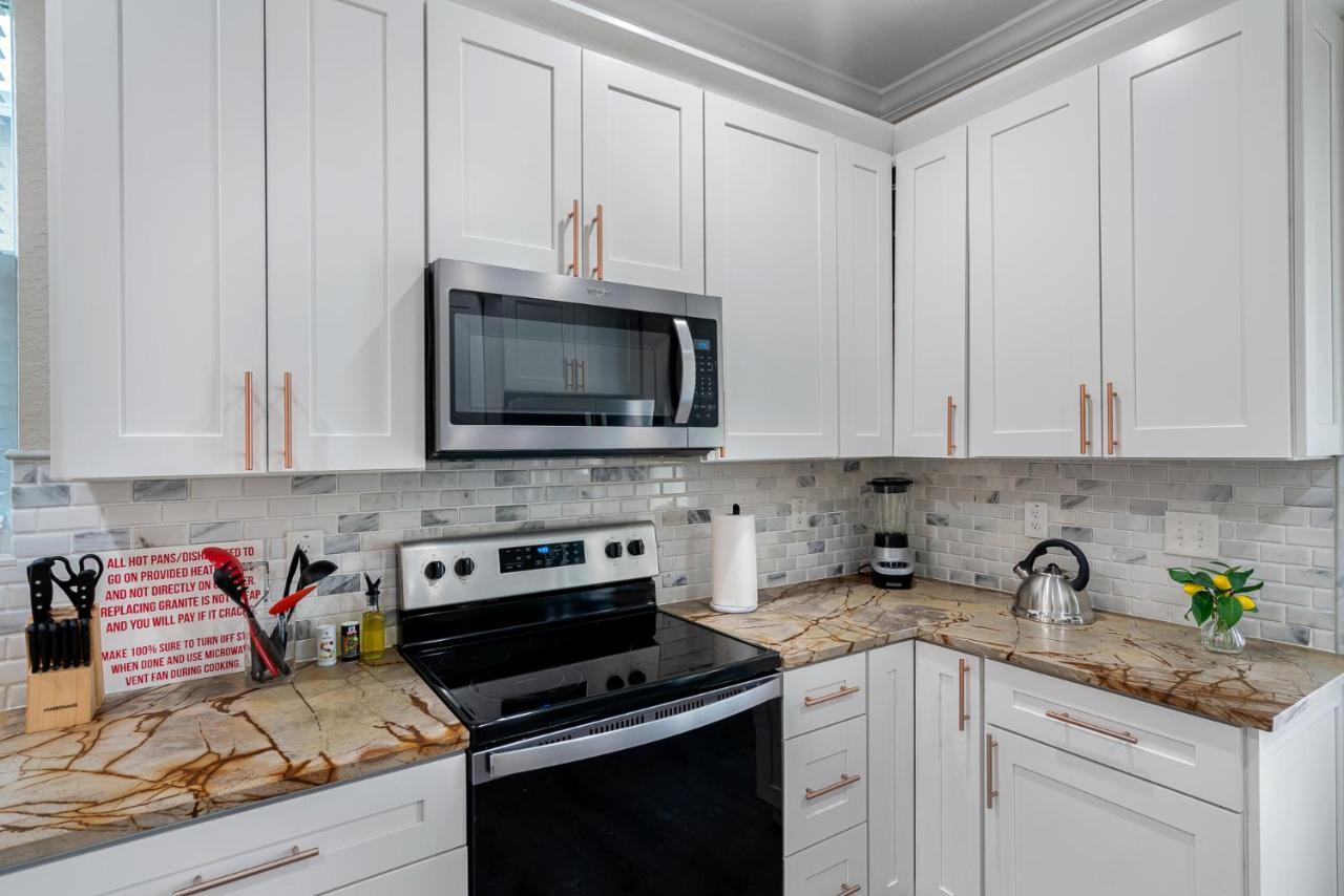 Cozy And Spacious 4Br House With Pool In Tampa Eksteriør billede