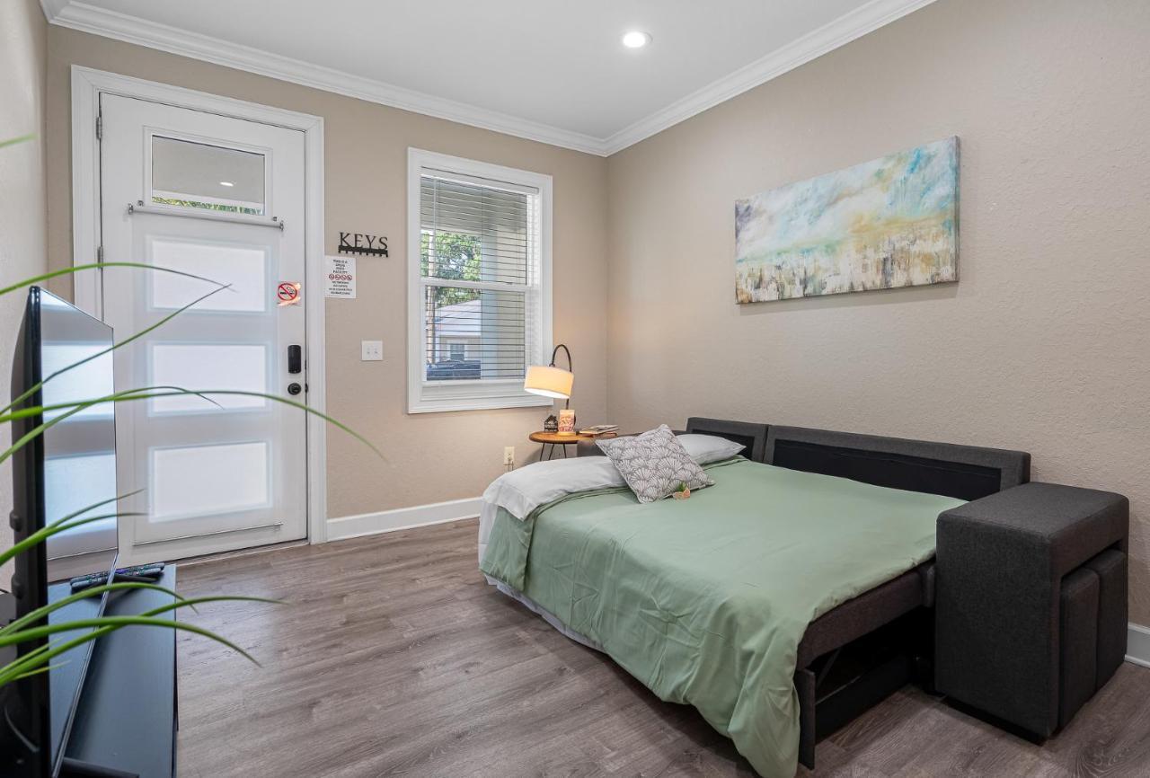Cozy And Spacious 4Br House With Pool In Tampa Eksteriør billede